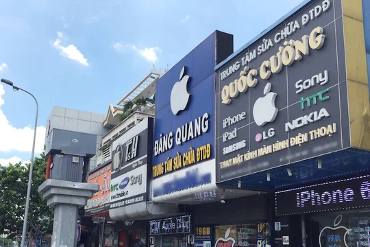Tình trạng các cửa hàng tự ý treo logo Apple vẫn diễn ra phổ biến tại Việt Nam. Ảnh: Internet.