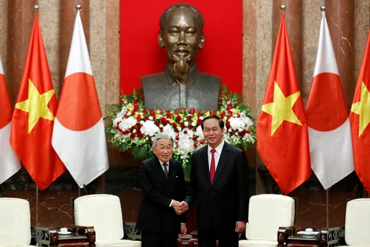 Chủ tịch nước Trần Đại Quang và Nhà vua Nhật Bản Akihito. Ảnh: VGP/Nhật Bắc