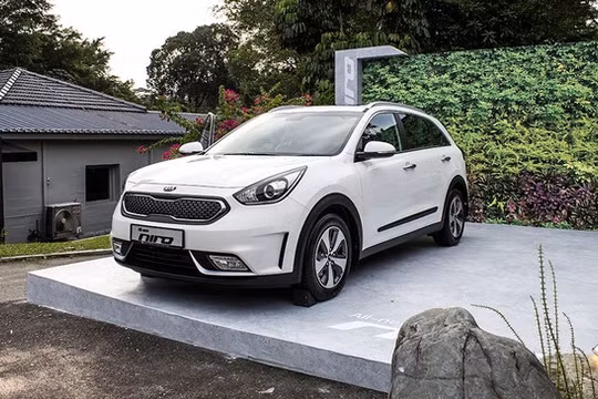 Xe Kia Niro 