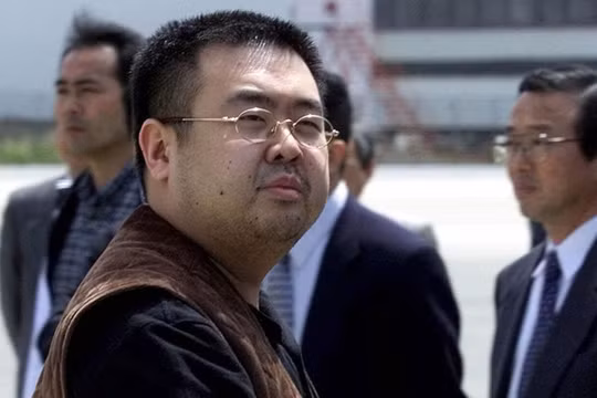  Kim Jong-nam, người anh trai cùng cha khác mẹ với nhà lãnh đạo Triều Tiên Kim Jong-un