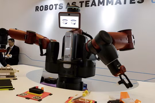 Trí thông minh nhân tạo được cho là sẽ tạo ra sự tăng trưởng lớn cho kinh tế thế giới. Ảnh: QZ