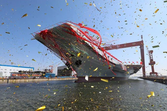 Lễ hạ thủy tàu sân bay tự chế Sơn Đông