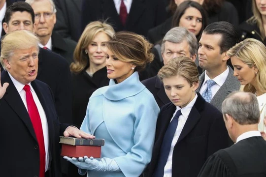 Tổng thống Donald Trump tuyên thệ nhậm chức ngày 20/1/2017