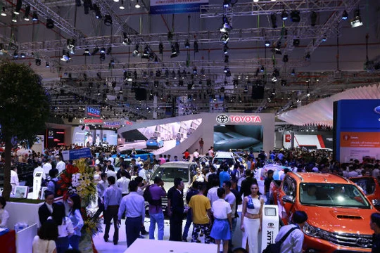 Thị trường ô tô Việt Nam tăng trưởng vượt dự đoán