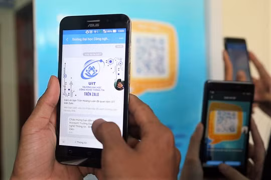 Zalo trở thành kênh tương tác giữa nhà trường và sinh viêm