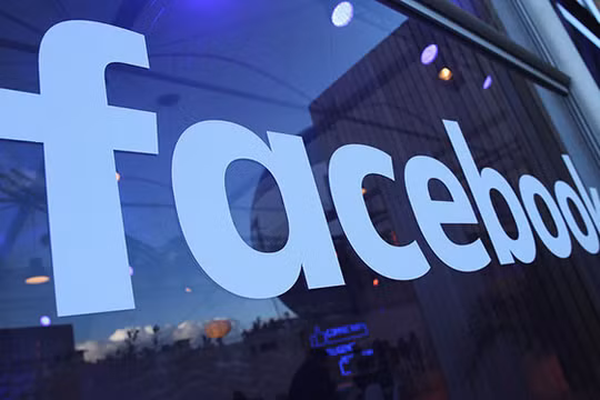 Khi gia nhập Facebook với Profile, bạn có thể tạo ra Page hoặc Group nếu muốn