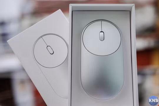 Mặt trước của Mi Mouse