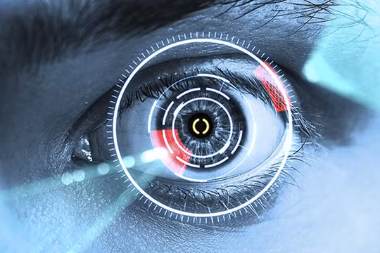 iPhone 8 nhiều khả năng sẽ là sản phẩm đầu tiên của Apple hỗ trợ mở khóa máy bằng mống mắt ẢNH: AFP