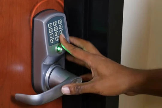 Mẫu khóa thông minh của LockState bị sự cố sau khi được cập nhật Ảnh chụp màn hình CHANGELIFEDIET