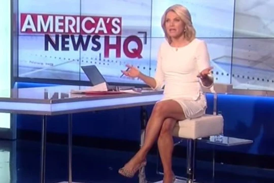 Bà Heather Nauert dẫn chương trình trên kênh Fox News