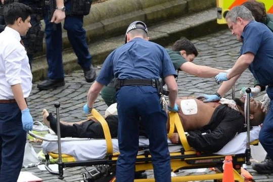 Kẻ khủng bố bị cảnh sát bắn hạ