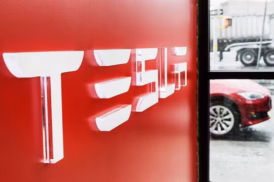 Logo của hãng xe Tesla