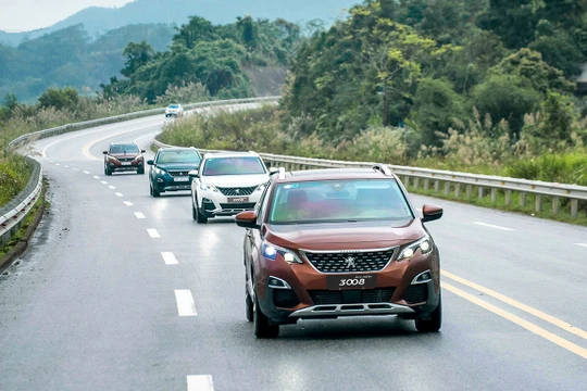 Peugeot 3008 và 5008 nổi bật với nhiều trang bị, thiết kế, độ bền, an toàn, công nghệ độc đáo.