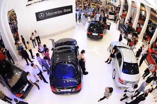 Nhiều hãng xe đã giảm giá các sản phẩm ngay đầu năm 2018