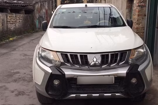 Sau nhiều tháng đấu tranh, khách hàng đã được đổi chiếc xe Mitsubishi Triton mới (Ảnh: NVCC)