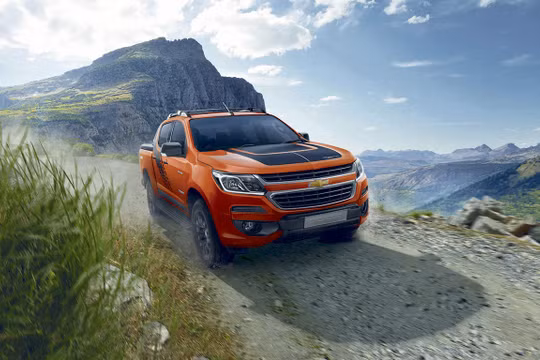 Giá bán của phiên bản giới hạn Storm vẫn giữ nguyên mức giá 819 triệu đồng như bản cao cấp High Country. (Ảnh: Chevrolet)