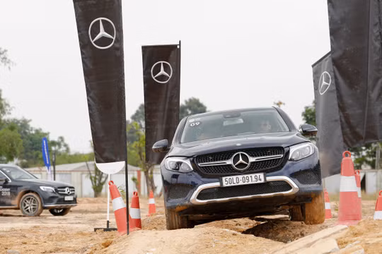 Học viện Lái xe An toàn Mercedes-Benz (MBDA) 2018