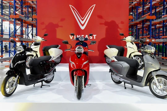 Giá bán hiện tại của VinFast Klara hiện đang được ưu đãi với mức cao nhất 40%.