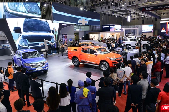 Sau khi những chính sách của Nghị định 116 đã bị phá rào, thị trường xe trong năm 2019 dự đoán sẽ là một cuộc đổ bộ của các mẫu xe nhập khẩu.