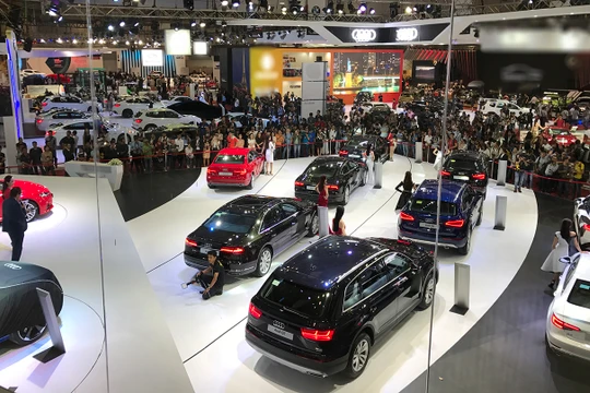 Cánh cửa hẹp cho xe nhập khẩu đang dần khép lại