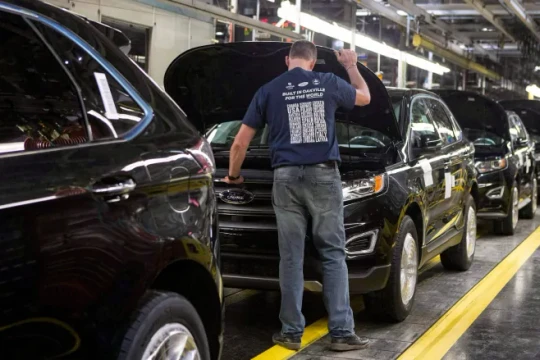 Làn sóng cắt giảm nhân viên của các hãng xe tại Mỹ đang diễn ra bùng nổ, không chỉ riêng Ford.