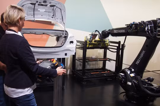 Một màn trình diễn của máy in 3D tại triển lãm ô tô Frankfurt 2017 