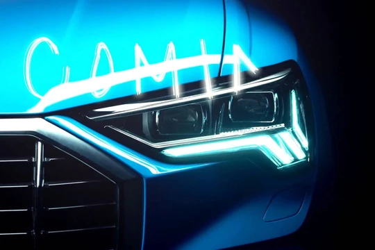 Audi Q3 2019 được đánh giá sẽ là đối thủ cạnh tranh trực tiếp với BMW X1 vừa được nâng cấp.