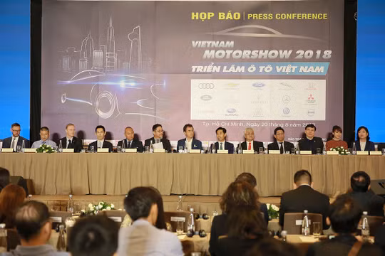 Triển lãm Ô tô Việt Nam 2018 (Vietnam Motor Show 2018) sẽ chính thức diễn ra từ ngày 24/10/2018 đến hết ngày 28/10/2018.