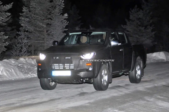 Khung gầm của Isuzu D-Max 2020 sẽ được chia sẻ với Mazda BT-50 thế hệ mới theo thỏa thuận hai bên đã ký năm 2016. (Ảnh: Carscoops)