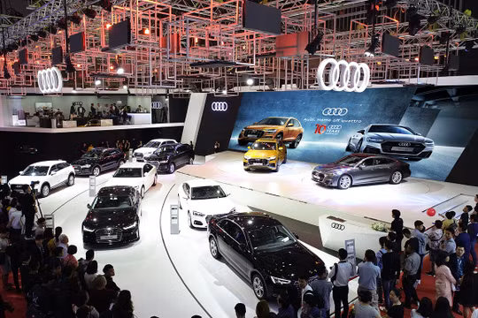 Sự khởi sắc của thị trường những tháng cuối năm 2018 sẽ mở ra một kỳ triển lãm quy mô hơn, chuyên nghiệp hơn vào năm 2019. 