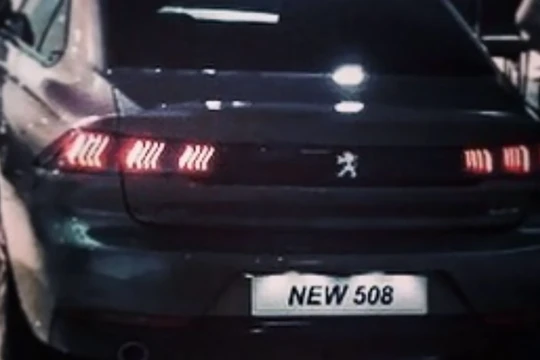 Hình ảnh mẫu 508 hoàn toàn mới được tiết lộ bởi Peugeot Heritage trên Facebook