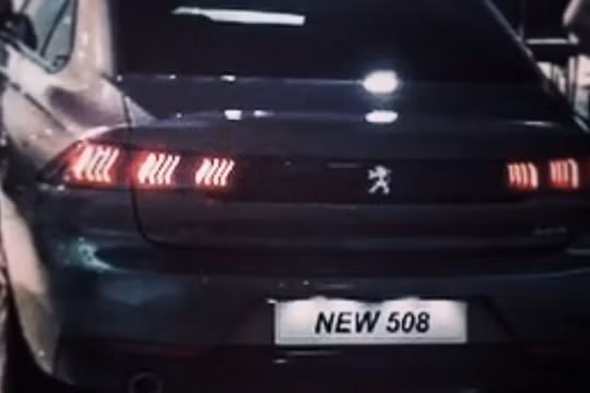 Hình ảnh mẫu 508 hoàn toàn mới được tiết lộ bởi Peugeot Heritage trên Facebook