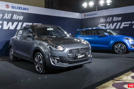 Kiểu dáng của Suzuki Swift 2018 vẫn kế thừa phong cách thiết kế nhỏ gọn. (Ảnh: Ngô Minh)