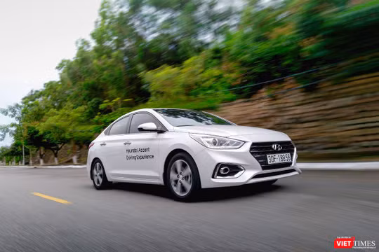 Mặc dù vấp phải đối thủ rất mạnh là Toyota Vios nhưng Hyundai Accent vẫn đạt được doanh số bán hàng khả quan trong tháng 10/2018 (Ảnh: Ngô Minh)