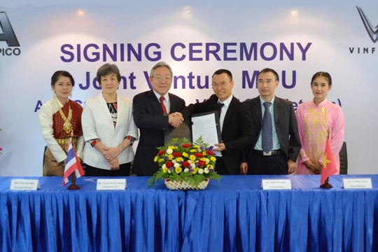 VINFAST sẽ nội địa hóa gần như toàn bộ việc dập và hàn các chi tiết thân vỏ xe, đặt nền tảng cho việc tăng tỷ lệ nội địa hóa, từng bước nâng cao hàm lượng Việt trong sản phẩm.