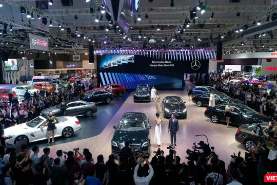 Gian hàng Mercedes-Benz Việt Nam chiếm vị trí trung tâm của triển lãm. (Ảnh: MBV)