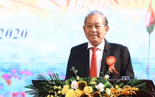 Phó Thủ tướng Trương Hòa Bình phát biểu tại Đại hội. Ảnh Mic