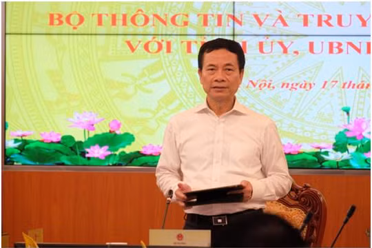 Bộ trưởng Bộ TT&TT Nguyễn Mạnh Hùng phát biểu tại Hội nghị. ảnh MIC