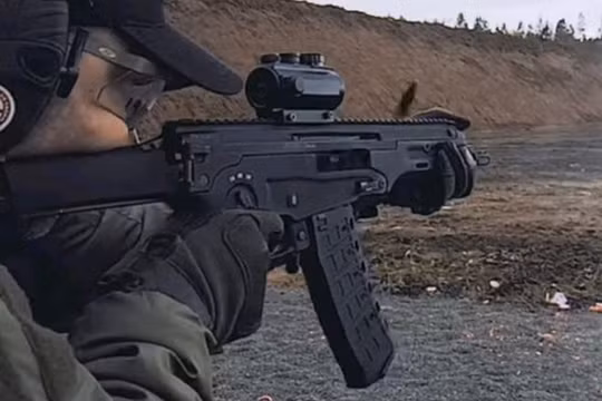 Súng tự động cỡ nhỏ AM-17 "không tiéng động".