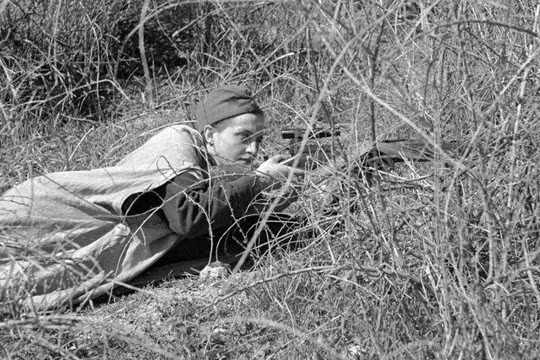 Cả nước Mỹ thán phục trước thành tích diệt phát xít của cô gái 25 tuổi, người Nga