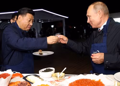 Do đâu Nga và Trung Quốc quyết định nâng tầm quan hệ vào lúc này? 