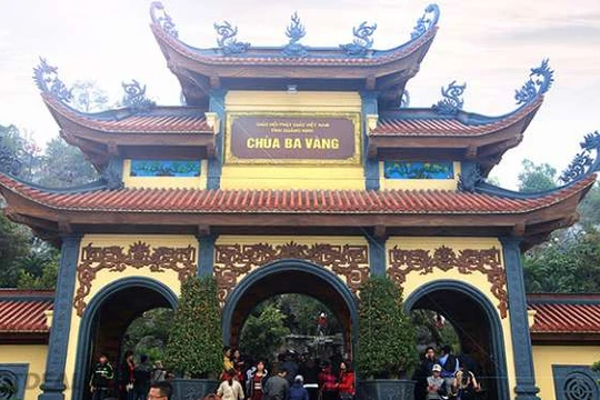 Công văn đóng dấu 'hỏa tốc' của UBND tỉnh Quảng Ninh chỉ đạo chính quyền TP Uông Bí và các sở, ngành vào cuộc kiểm tra, ngăn chặn và xử lý (nếu có). 