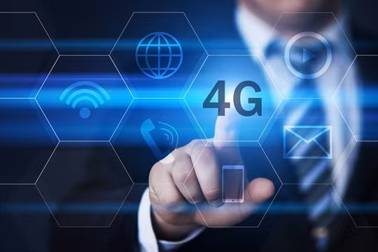 Các hệ thống 4G sẽ hoạt động kết hợp với các hệ thống 2G và 3G cũng như các hệ thống phát quảng bá băng rộng khác.