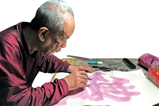 Long thành lão nhân Nguyễn Văn Bách là một cây đại thụ trong nền Thư pháp Việt Nam được biết đên với tên hiệu “Long Thành lão nhân”, là người đã viết 3 chữ Văn Miếu Môn trên cổng Tam Quan Văn Miếu Quốc Tử Giám. Cụ Tinh thông y học, một đời bốc thuốc cứu người, uyên thâm Hán học, đã dịch nhiều tác phẩm chữ Hán của Nguyễn Trãi, Ngô Quang Bích, Cao Bá Quát, Hồ Chí Minh, đồng thời cũng là người đã để lại bút tích của những công trình văn hóa quan trọng nhất của đất nước.