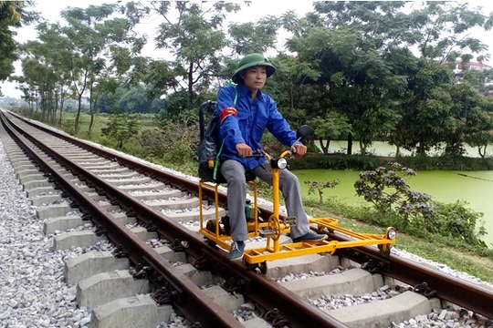 Niềm vui người tuần đường