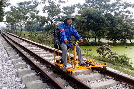 Niềm vui người tuần đường