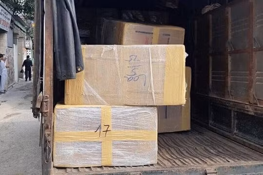 Bắt giữ 4 đối tượng và 600kg ma túy đá tại Nghệ An.