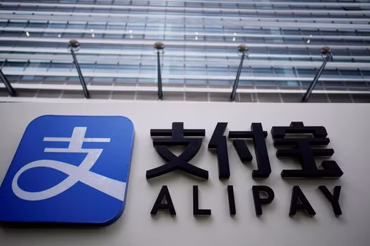 Động thái này trùng hợp với việc Bắc Kinh siết chặt hơn hoạt động tài chính của các "gã khổng lồ" công nghệ Trung Quốc. Ảnh: Nikkei