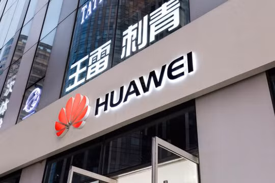 Việc mất một thị trường 5G lớn như Anh có thể khiến tham vọng thống trị thế hệ mạng không dây mới nhất của hãng tan thành mây khói. (Ảnh: CNN)