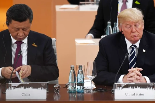 Chủ tịch Trung Quốc Tập Cận Bình (trái) và Tổng thống Mỹ Donald Trump (phải). Ảnh: CNBC